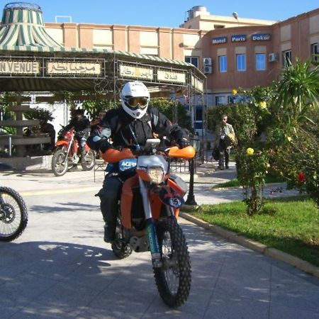 Motel Paris Dakar Selouane Exteriör bild
