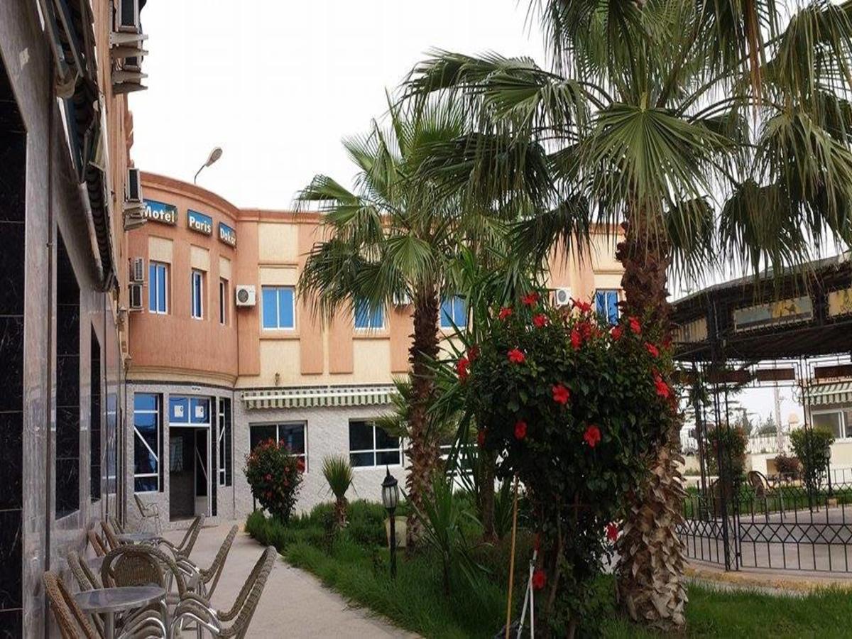 Motel Paris Dakar Selouane Exteriör bild