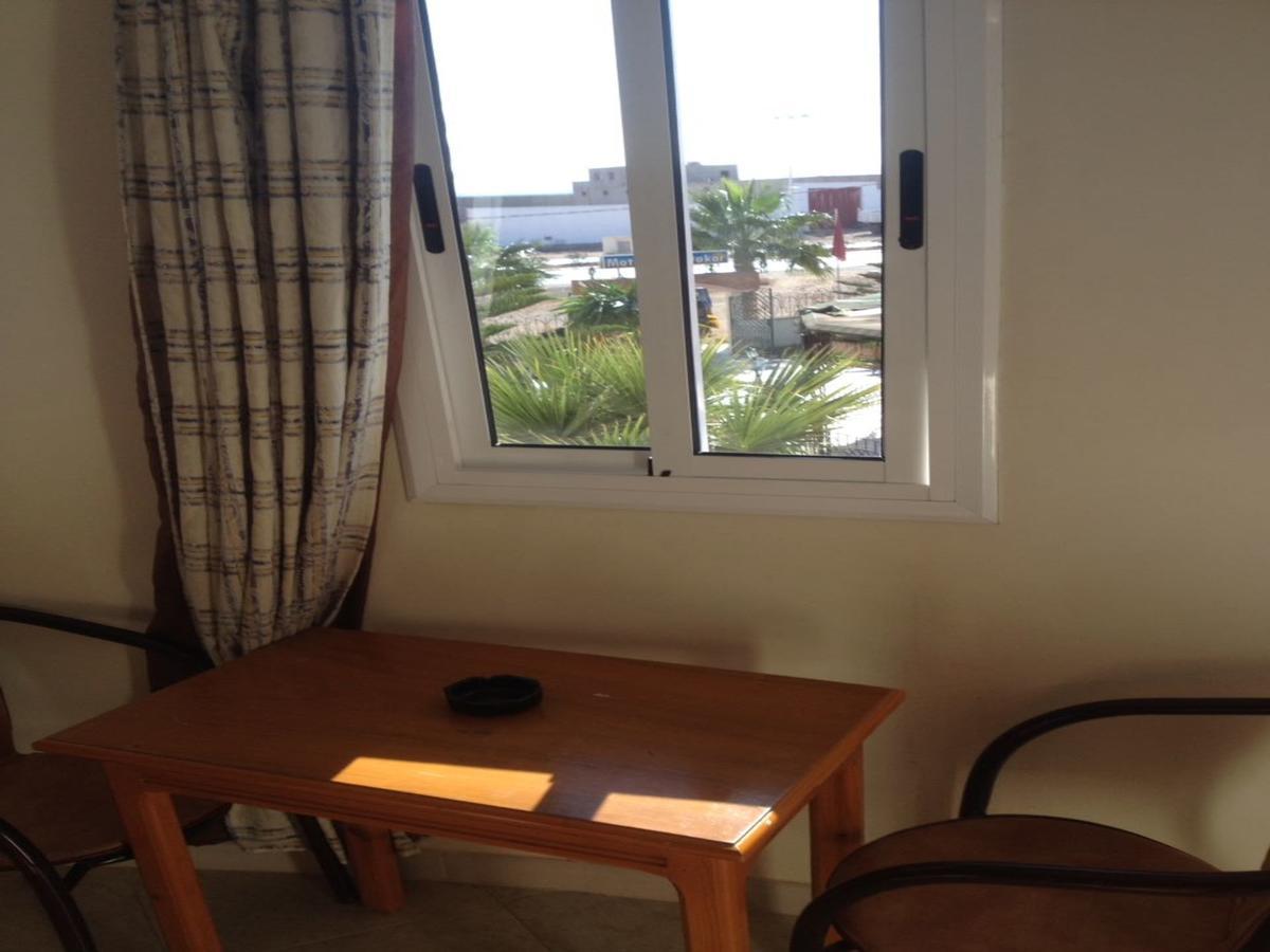 Motel Paris Dakar Selouane Exteriör bild
