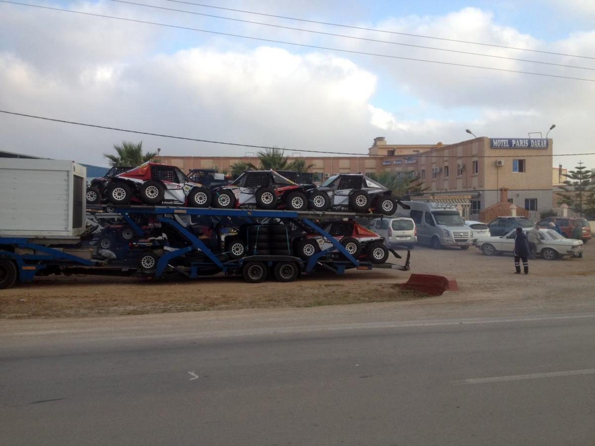 Motel Paris Dakar Selouane Exteriör bild